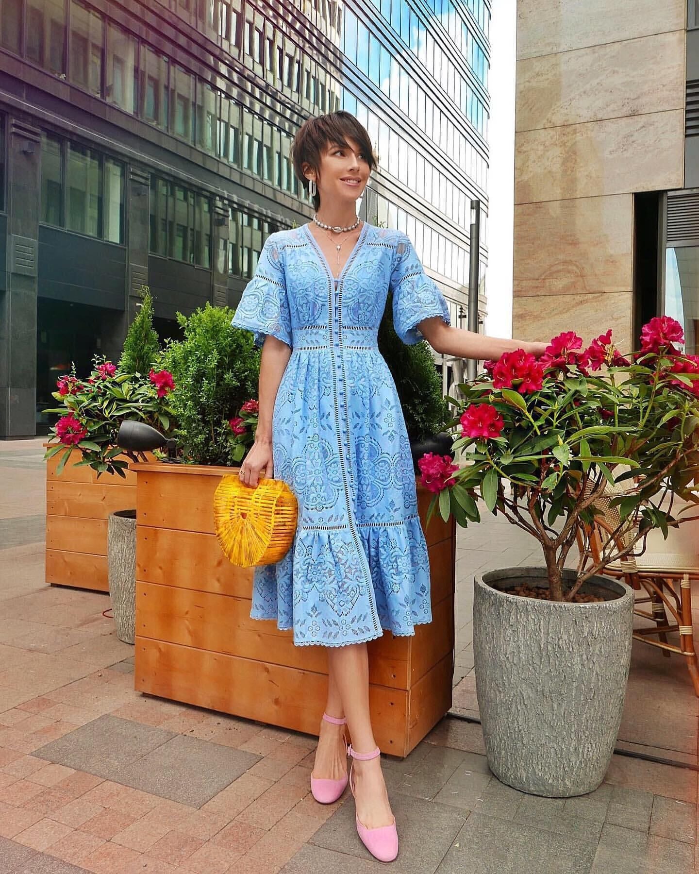 Women's Summer Short-sleeved Hollow Single-breasted Lace Dress Dresses