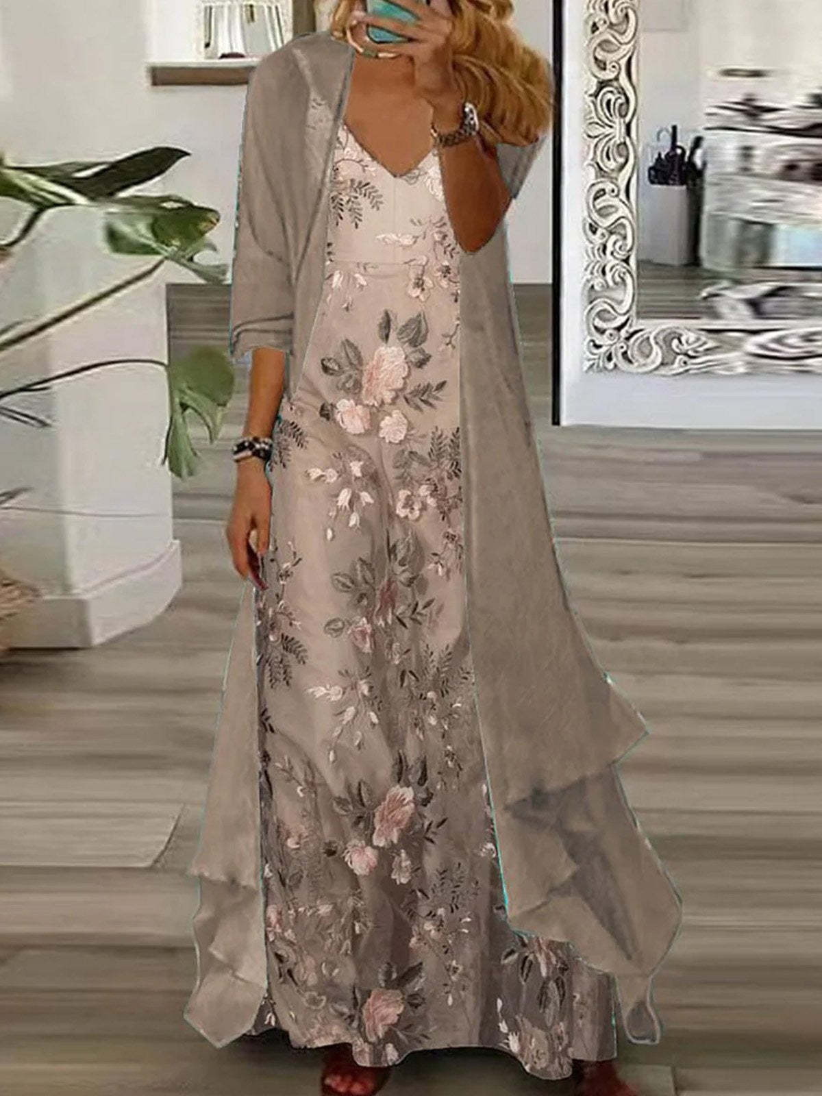 Mother's Elegant Graceful Dress Embroidery Craft Dresses