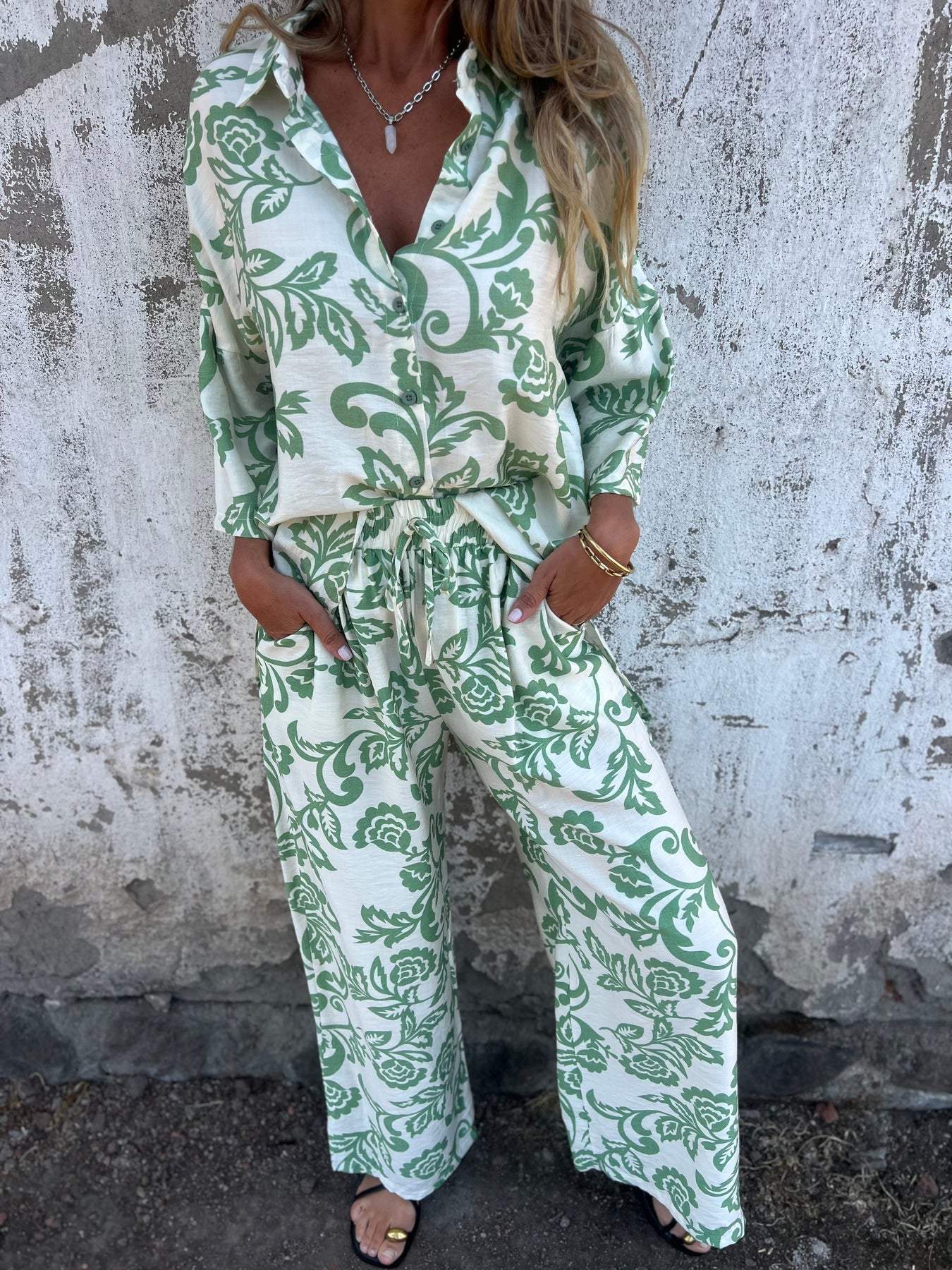 Women's Casual Ladies Printed Two-piece Shirt Trousers Suits