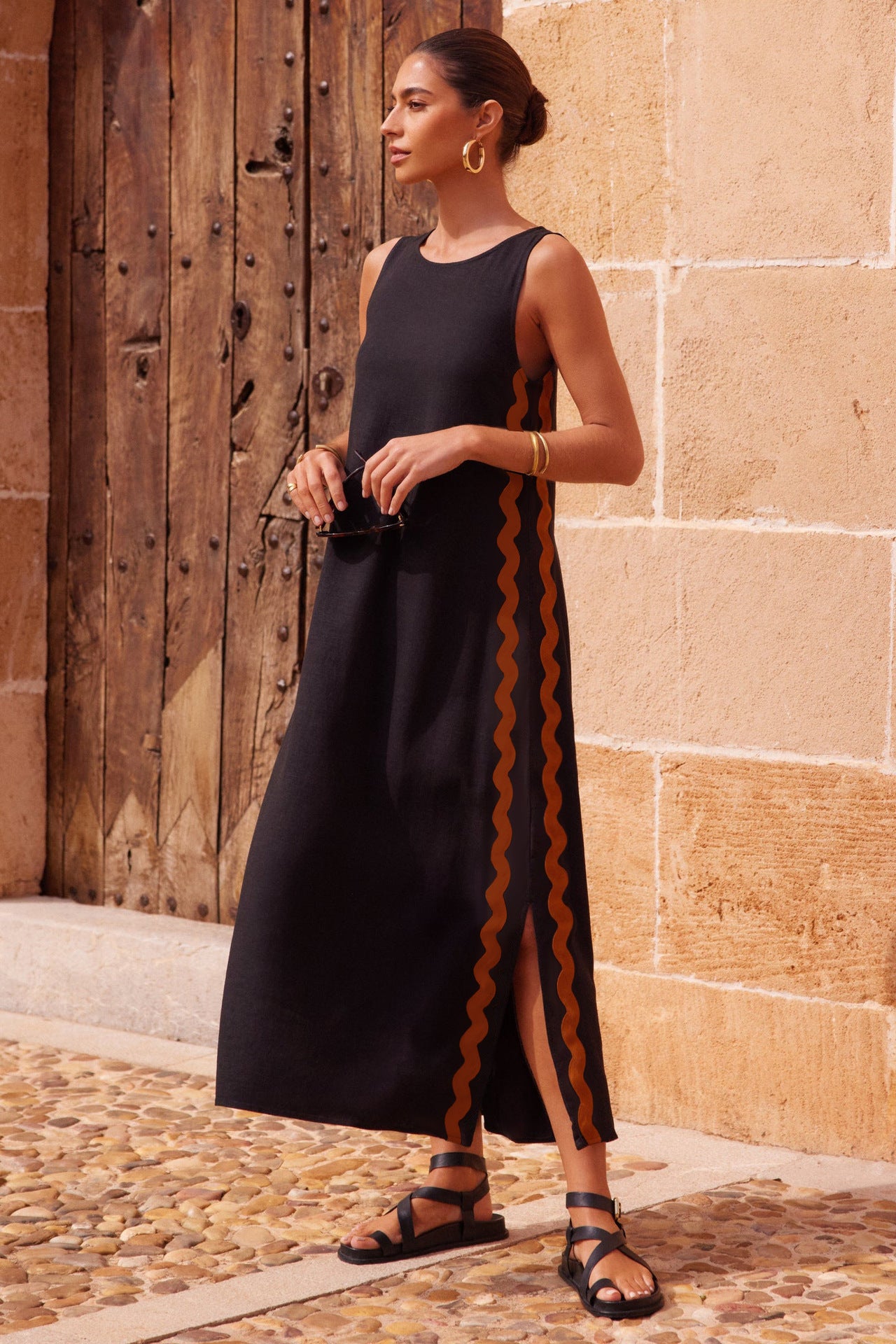 Women's Casual Fashion Sleeveless Round Neck Solid Dresses