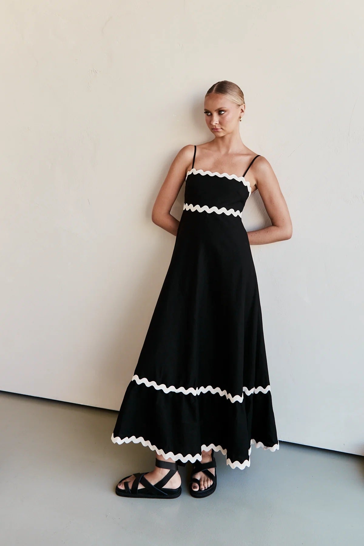Color Lace Stitching Elegant Strap Tube Dresses