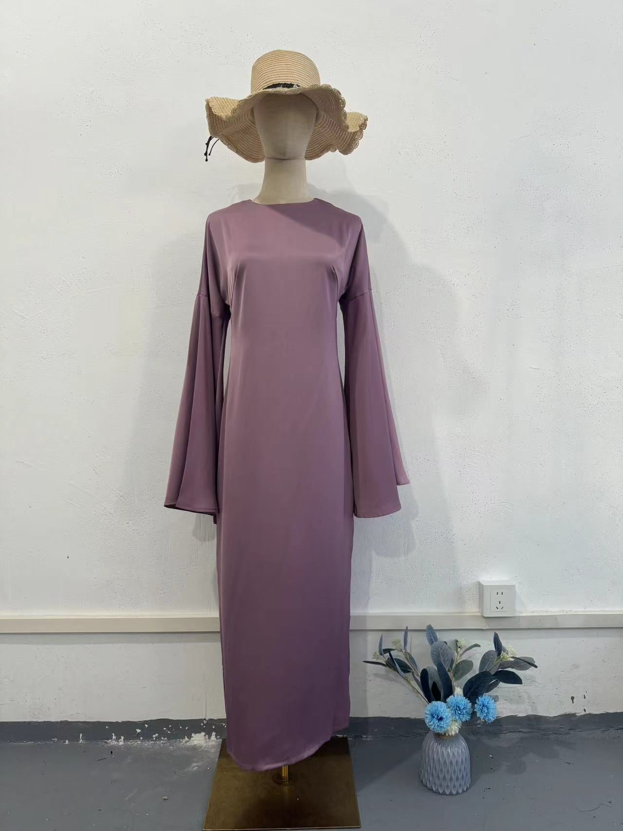 Women's Waist Slimming Satin Bell Sleeve Solid Color Dresses