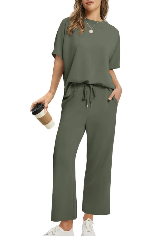 Pretty Popular Women's Short-sleeved Cropped Summer Fashion Casual Suit