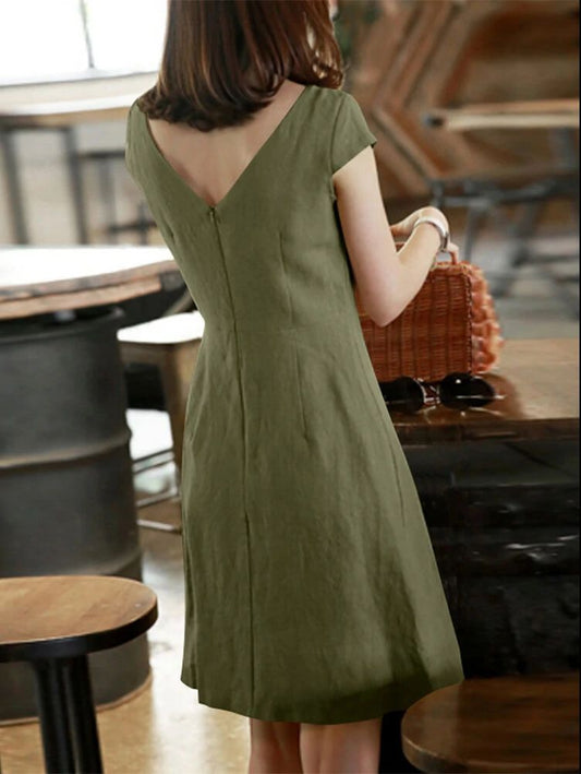 Back Large V Hollow Round Neck Solid Color Dresses