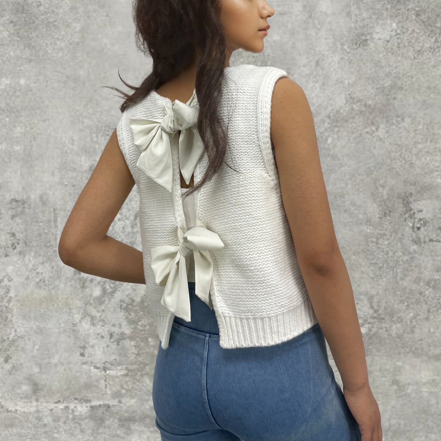 Popular Durable Women's Bow Button Waistcoat Women's Sweater