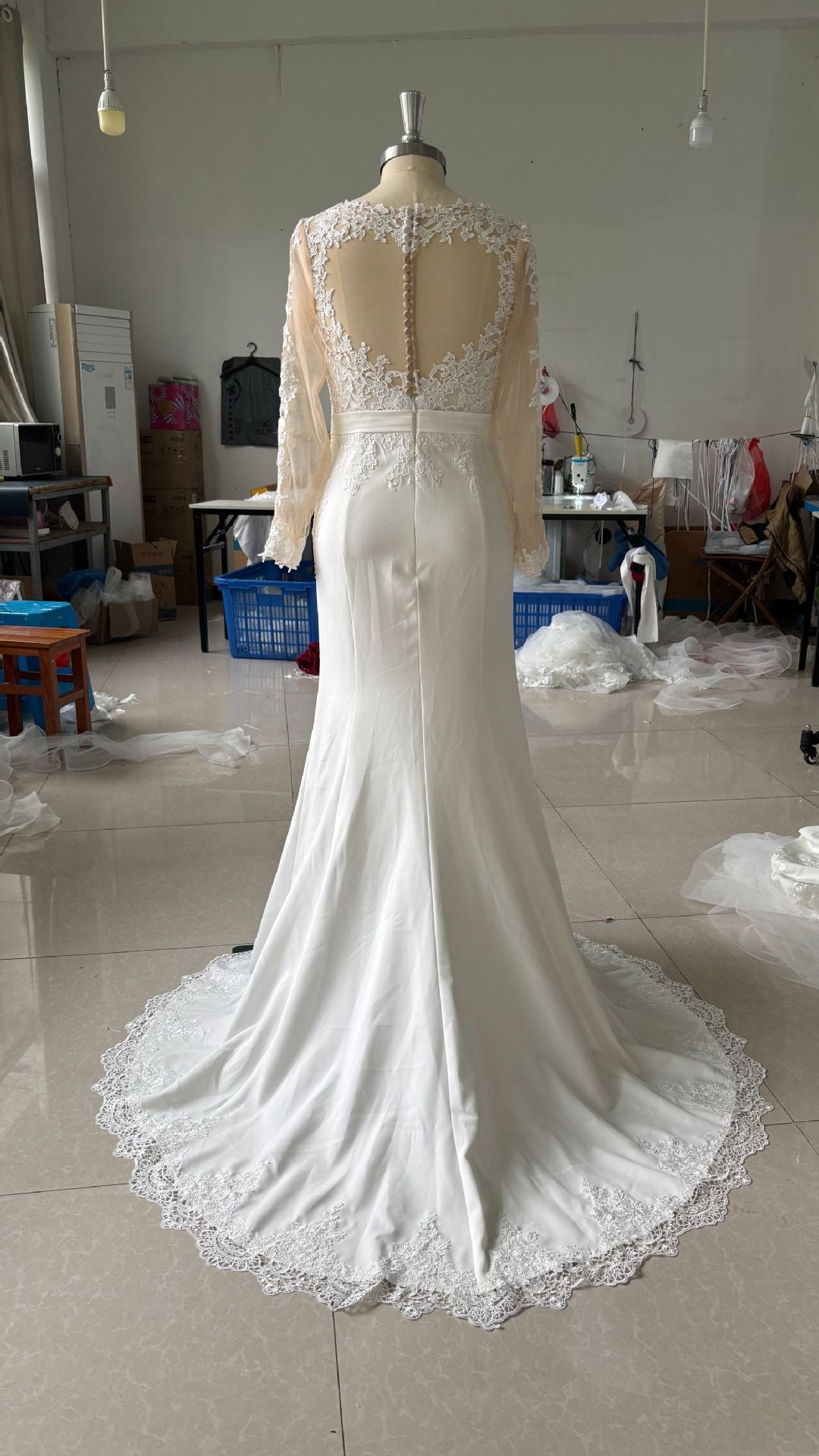 Summer Long Sleeve Exposed Back Satin Wedding Dresses