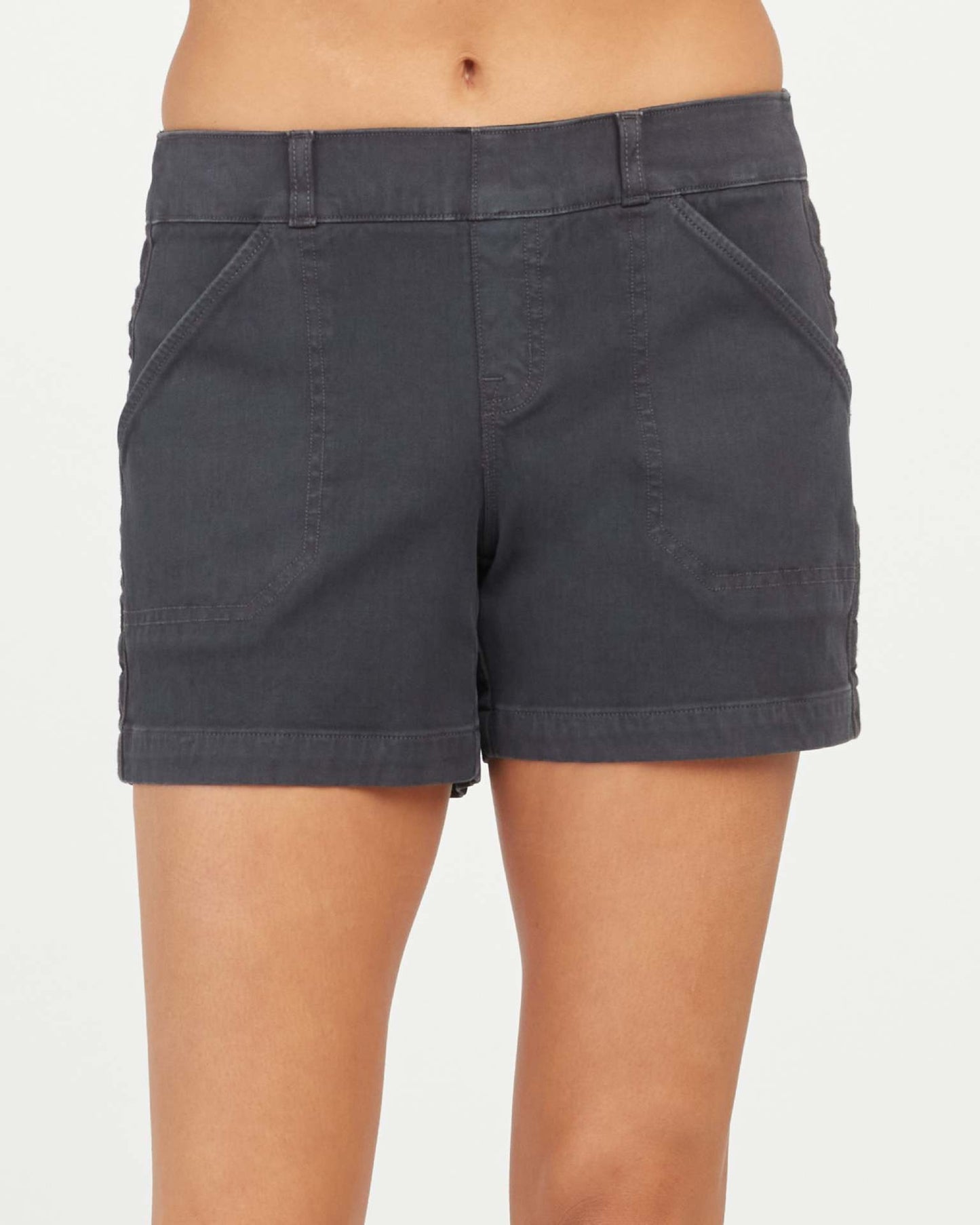 Simple Pocket Hip Lifting High Elastic Shorts