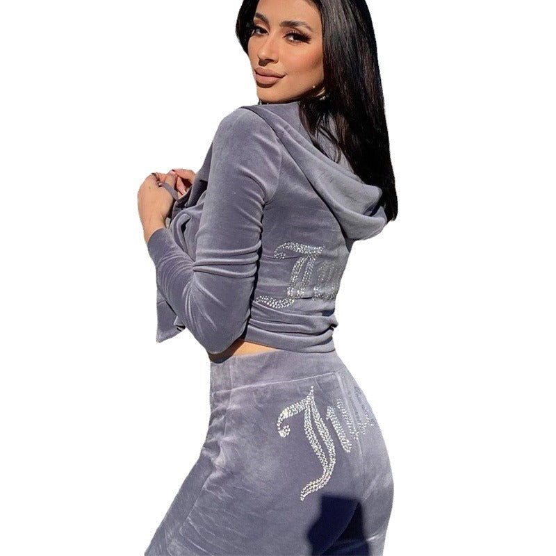 Yan Fashion Rhinestone Veet Sports Leisure Suits