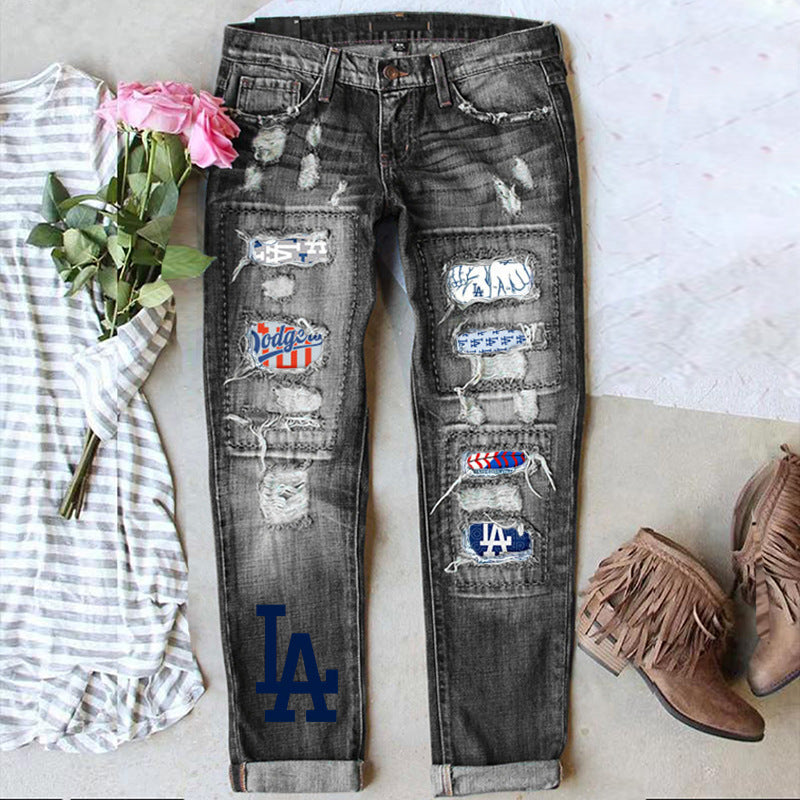 Women's Independent Ripped Print Casual Mid Waist Jeans