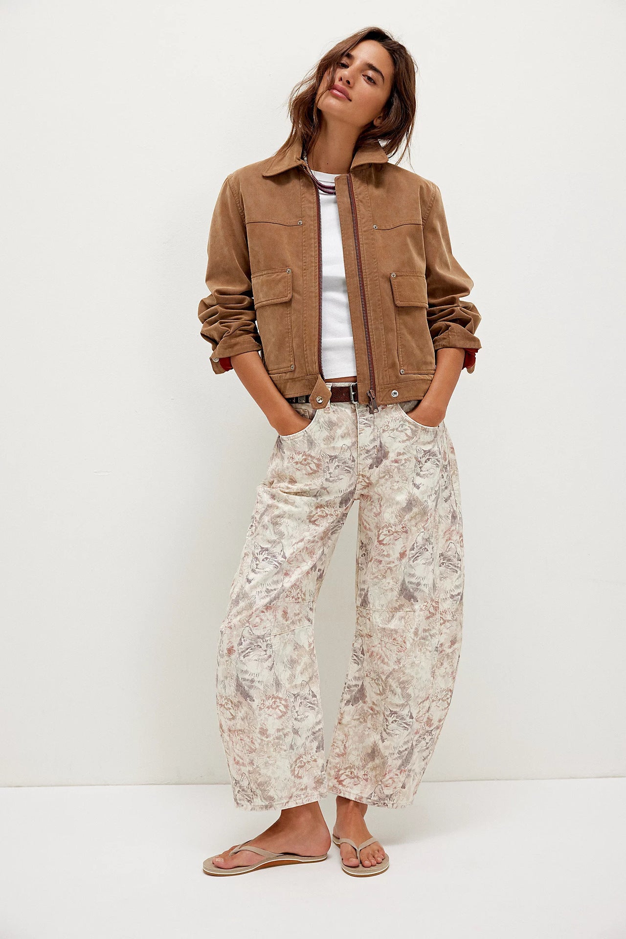 Women's Spring Leisure Loose Mid Waist Cylindrical Jeans