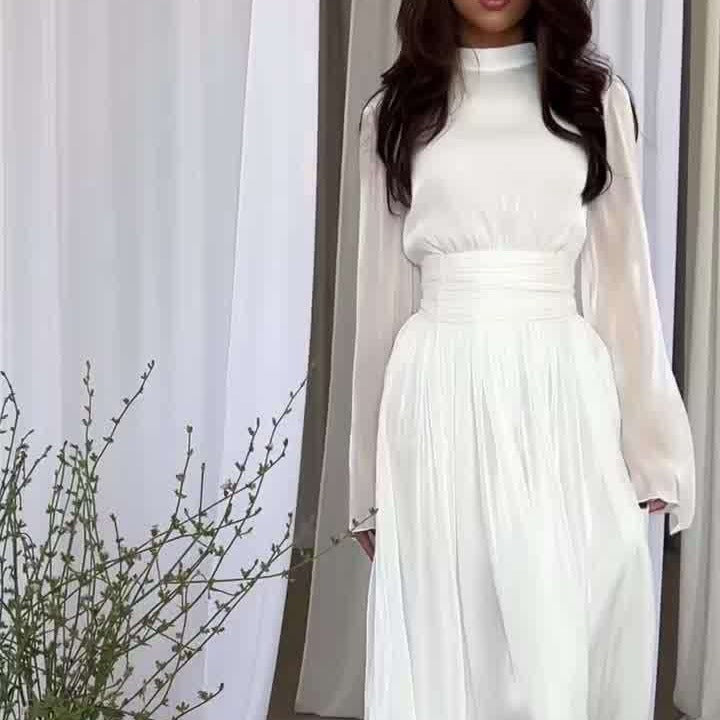 Style Round Neck Waist Trimming Pleated Dresses