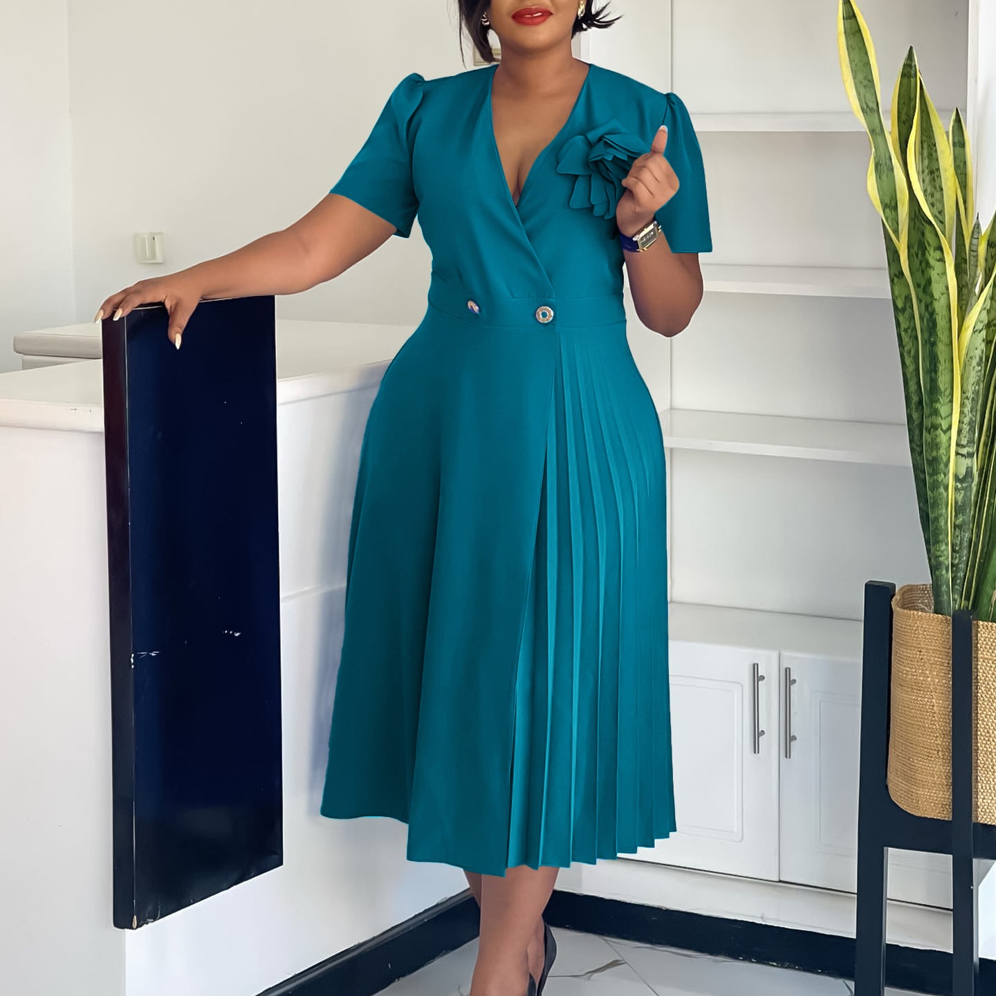 Women's Summer Fashion Sleeve Solid Color Elegant Pleated Dress