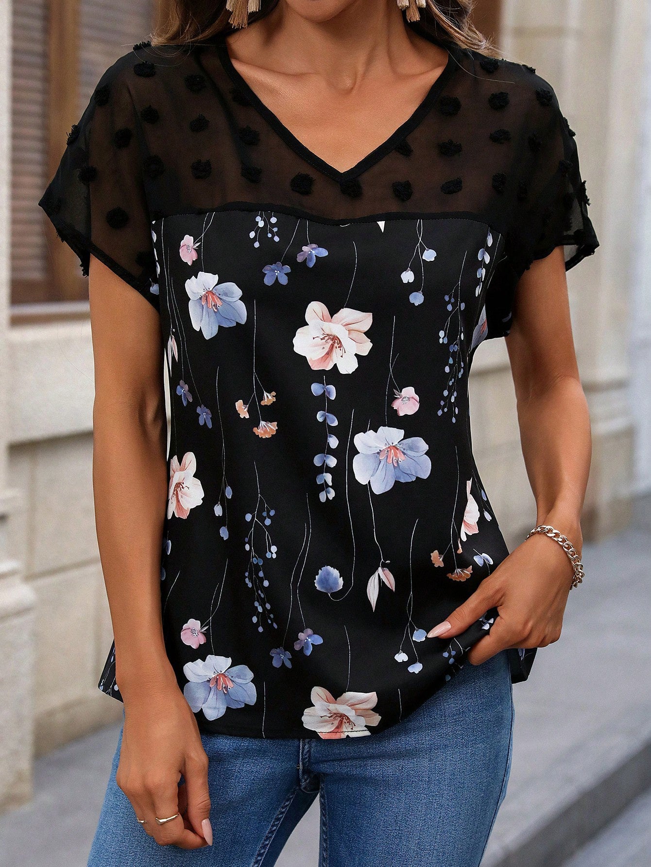 Women's Summer Fashion Printed Lace Stitching Short-sleeved Blouses