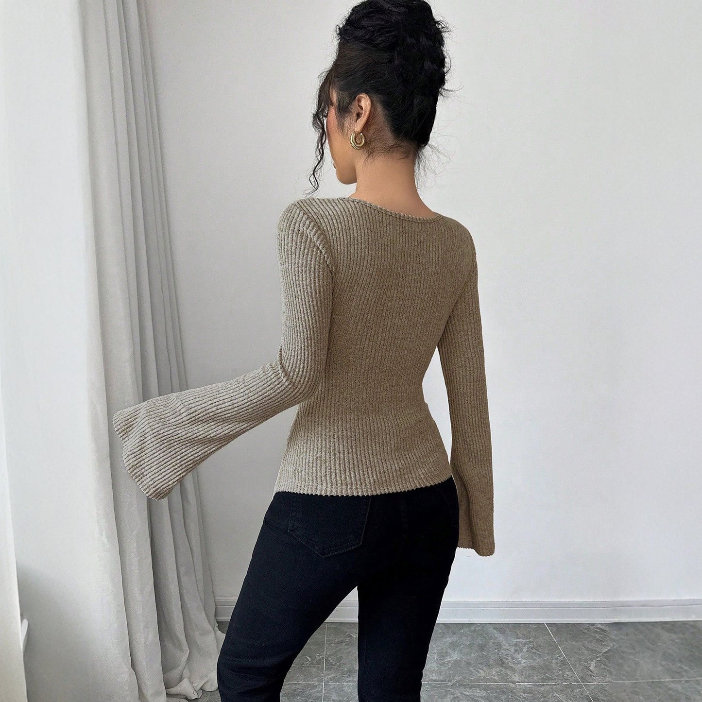 Women's Sense Niche Irregular Long Sleeve Bottoming Shirt Slim Sweater