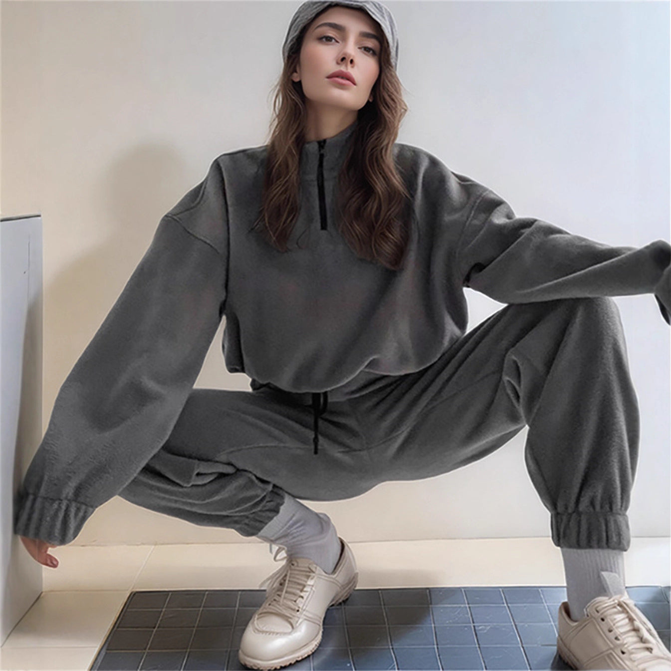 Women's Solid Color Loose Zip Stand Collar Fashion Casual Suit