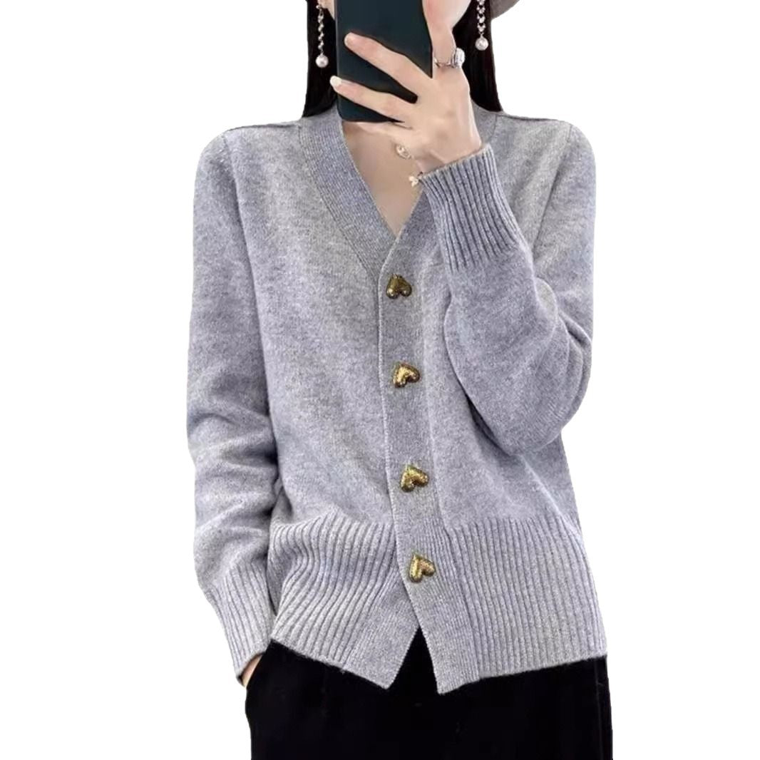 Women's Solid Color Simple Heart Buckle Outer Wear Sweaters