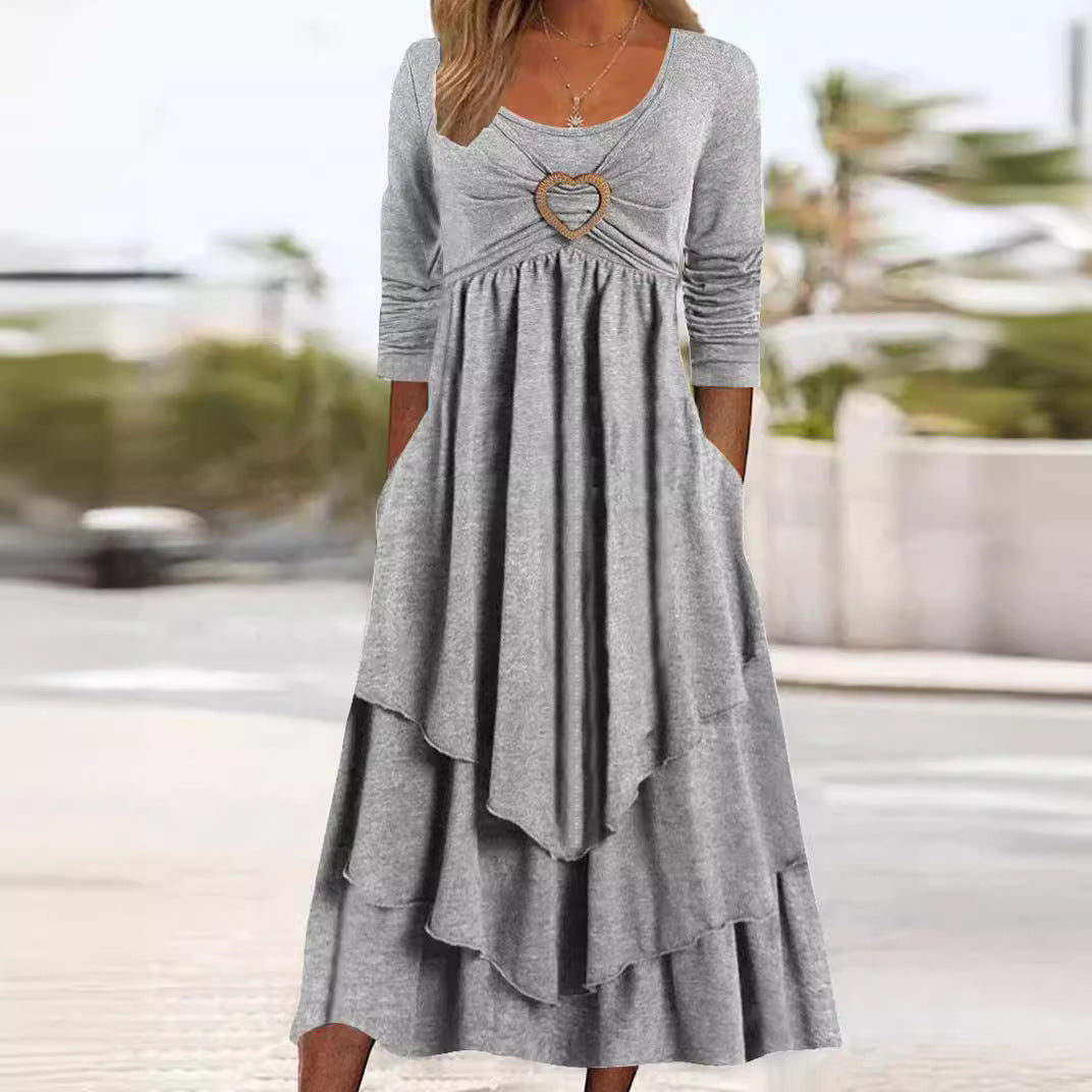 Waist Tight Love Decoration Layer Cake Hem Dresses