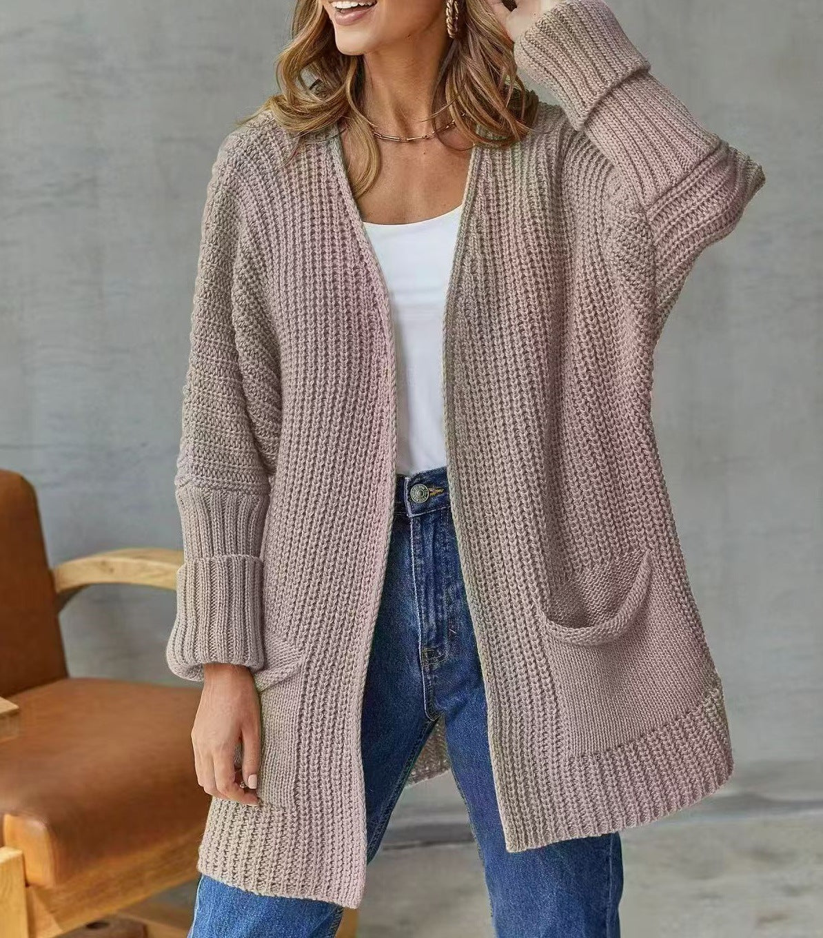 Women's Commute Style Loose Mid-length Casual Line Women's Sweater