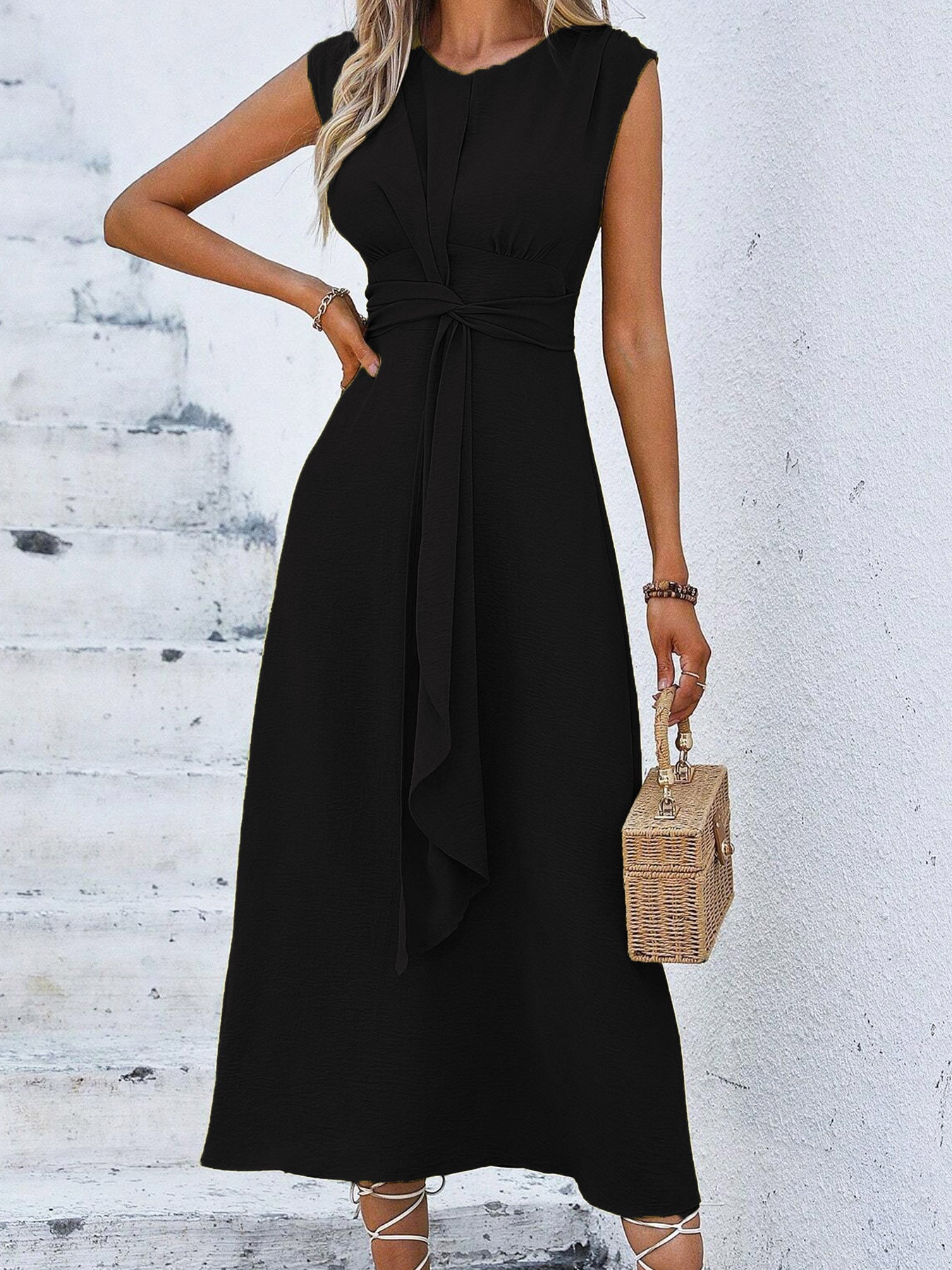 Women's Refreshing Stylish Solid Color Waist Tight Long Dress