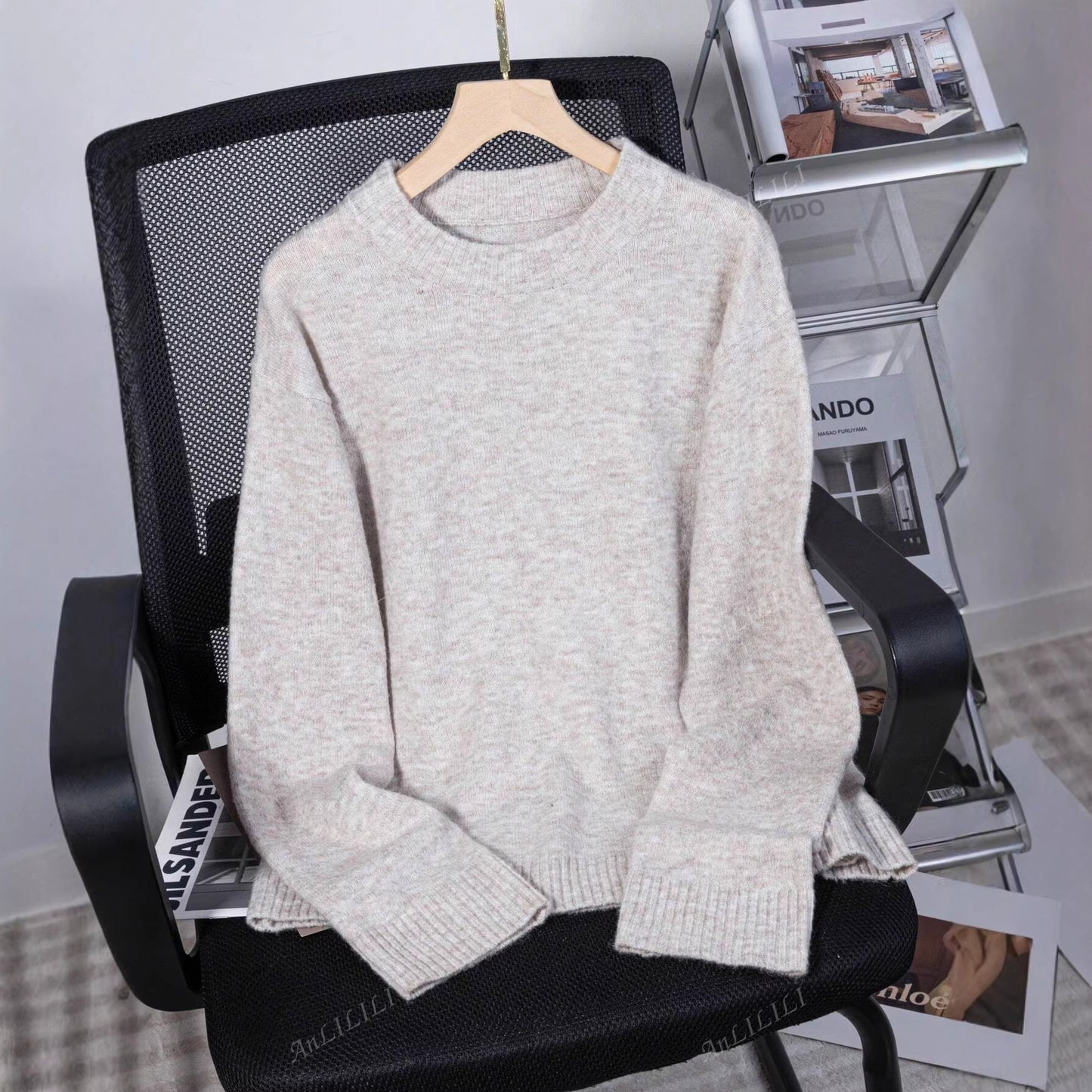 Women's Solid Color Round Neck Loose Long-sleeved Sweater