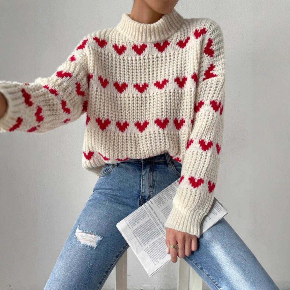 Graceful Women's Loose Love Jacquard Pullover Sweater