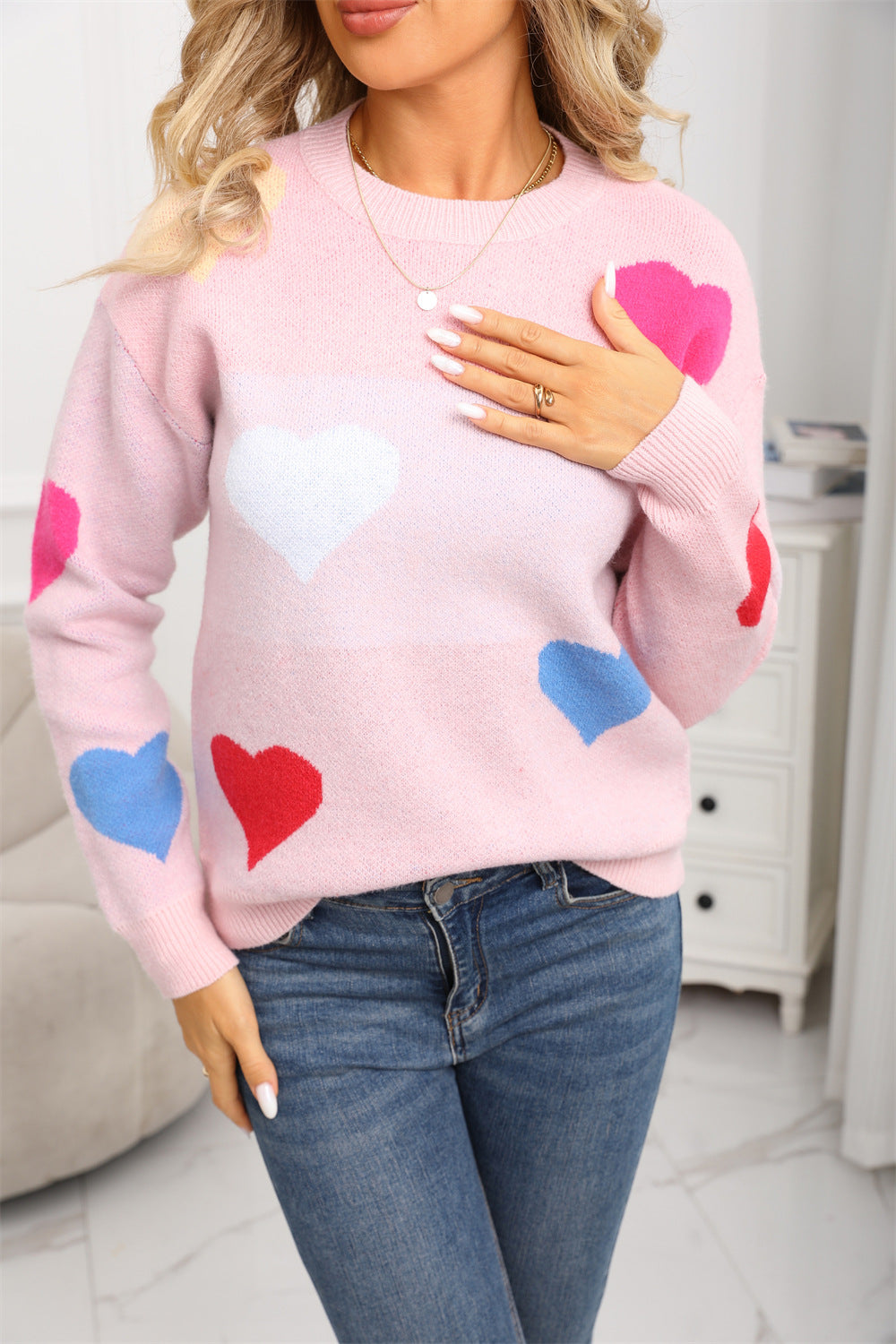 Women's Love Valentine's Day Small Peach Heart Round Neck Sweater