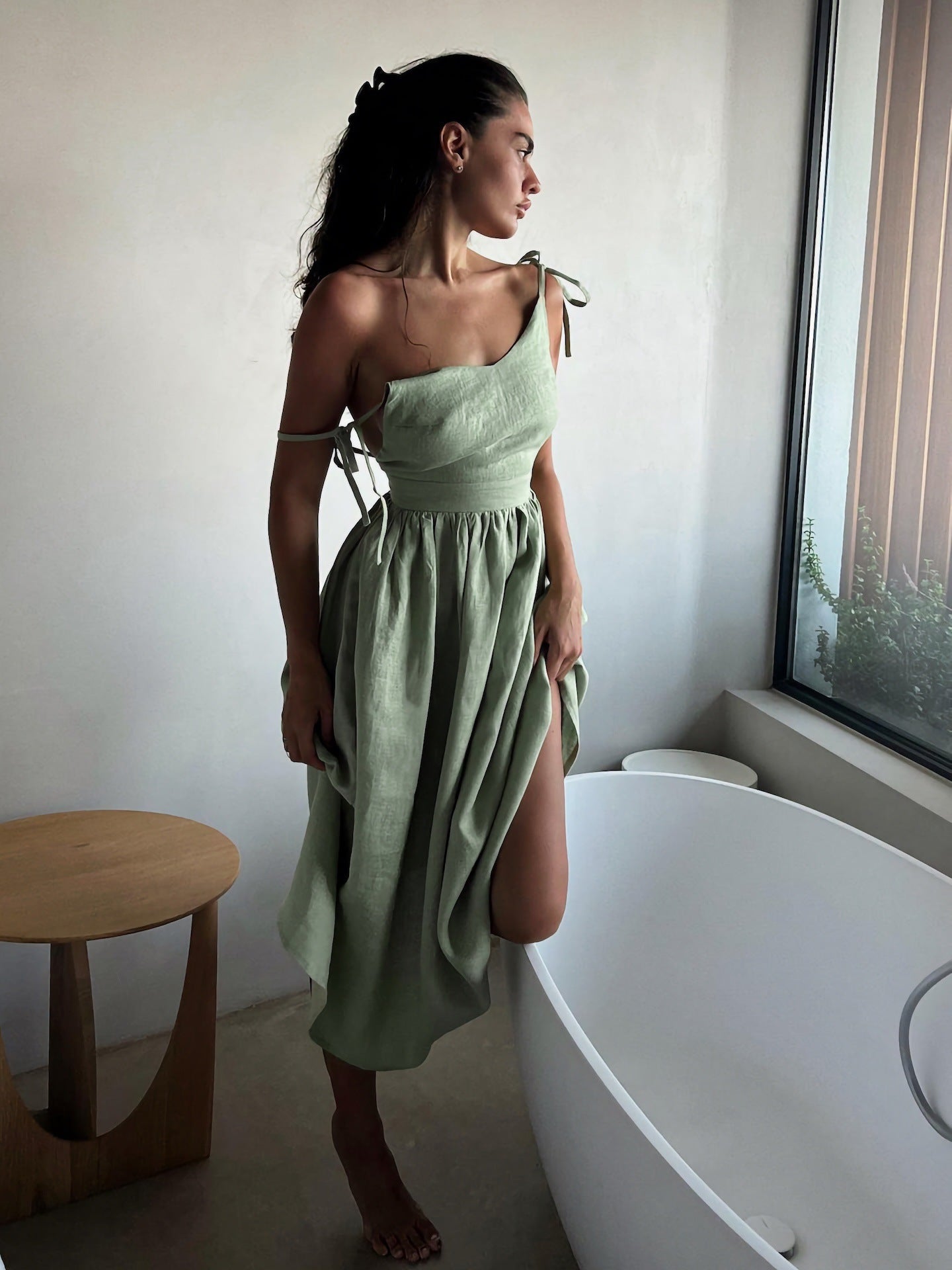 Women's Early Summer Loose Strap Backless Temperament Vacation Sexy Dress