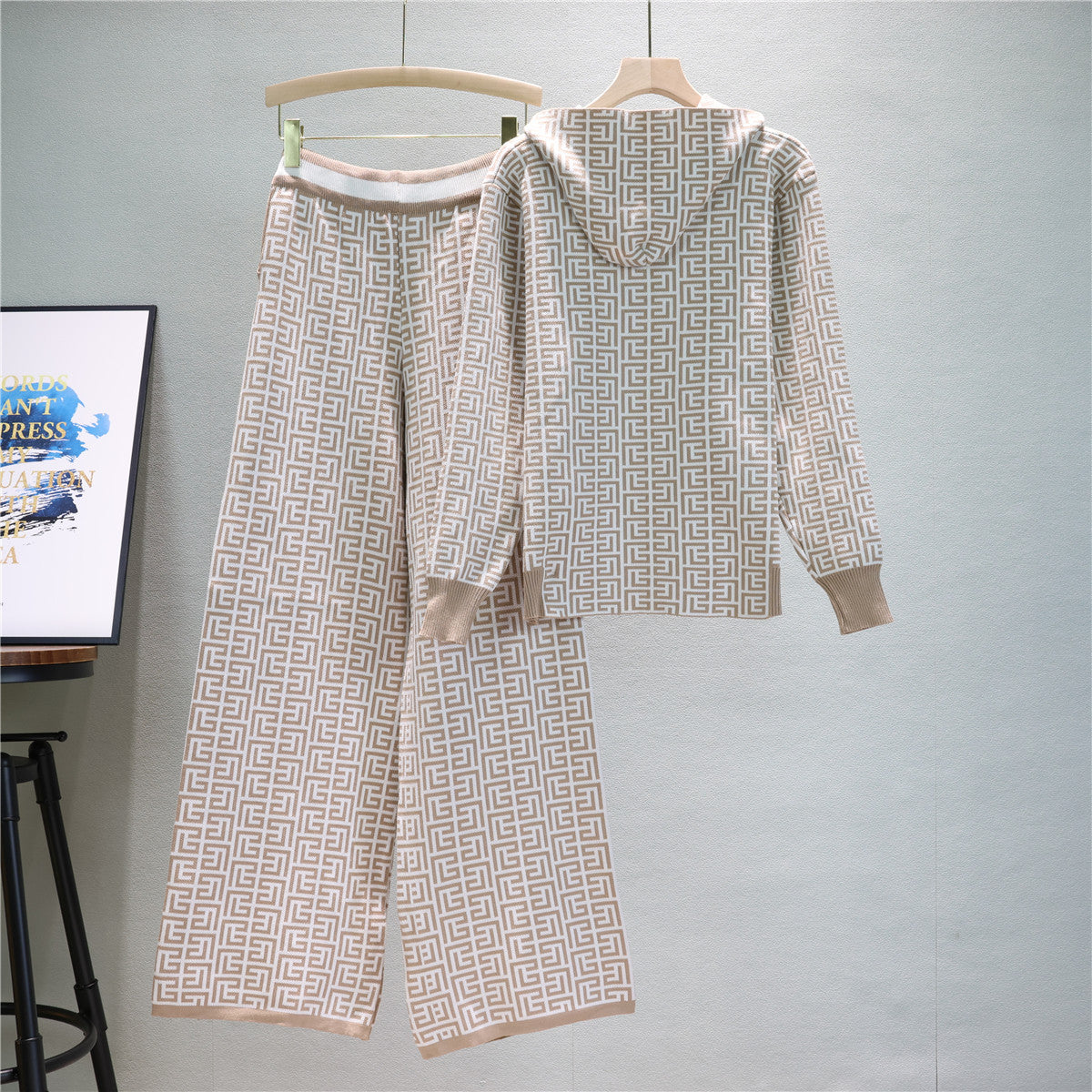 Women's Glamorous Slouchy Hooded Two-piece Knitted Suits