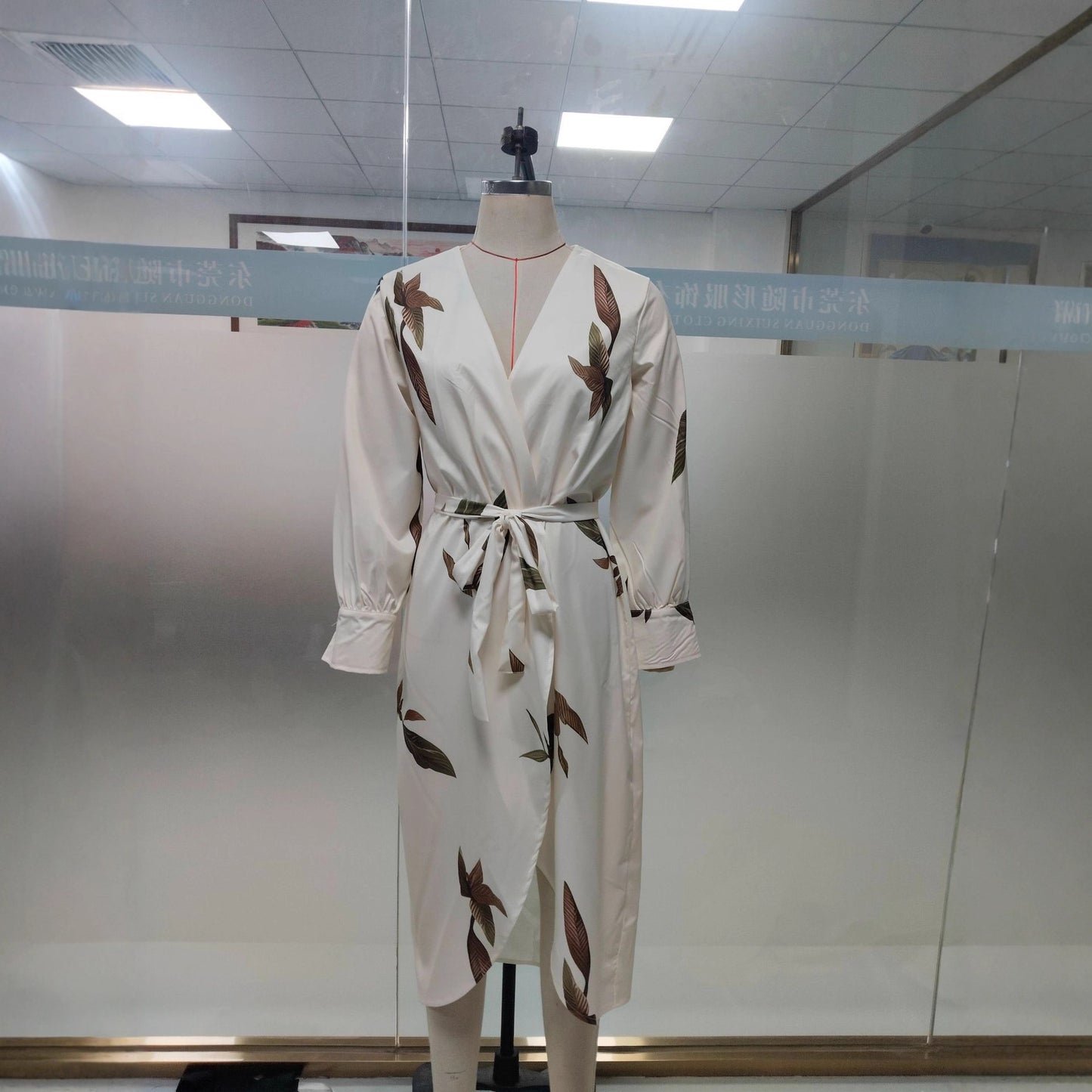 Beautiful Slouchy Women's Long Sleeve Printed Dress
