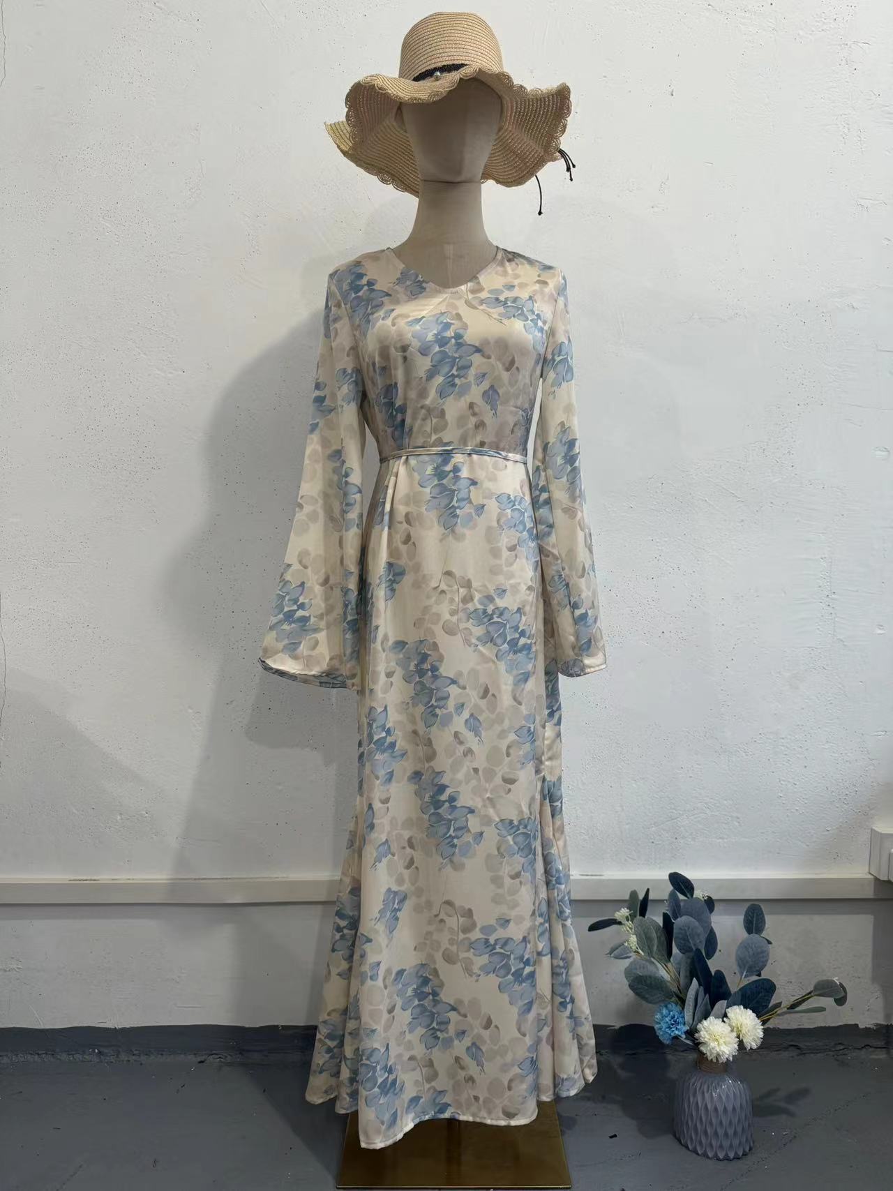 Spring Gentle Satin Printed Lady Style Dresses