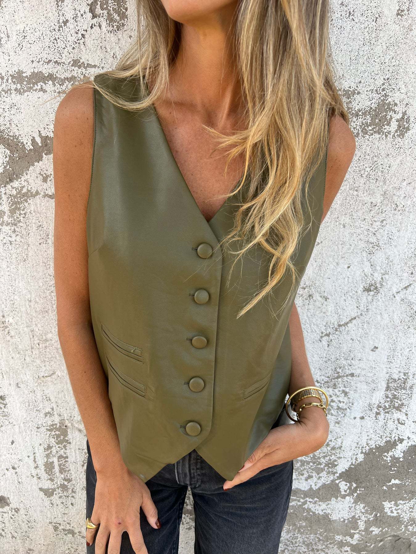 Women's Fashion Temperament Pure Color Button Vests