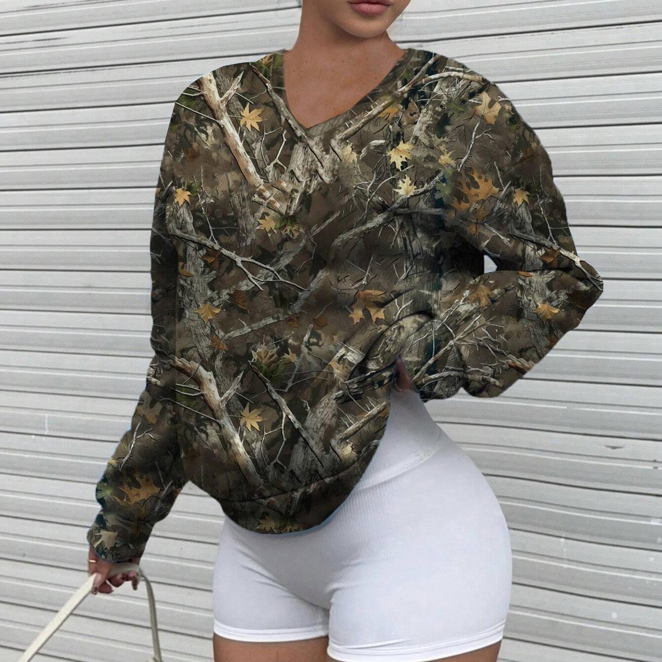 Women's Retro Camouflage Branch Pattern Minimalist Casual Sweaters