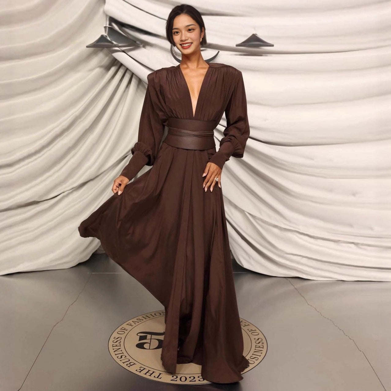 Women's Design Sense Waist Seal Pleated French Coffee Color Long Clothing
