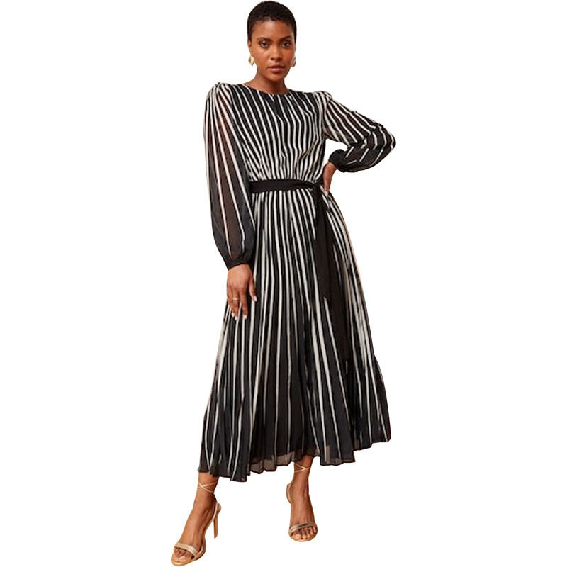 Women's Casual Long-sleeved Printed Pleated Fashion Large Dress