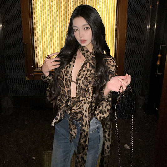 Women's Deep V Fashion Trend Leopard Print Long Sleeve Slim Blouses