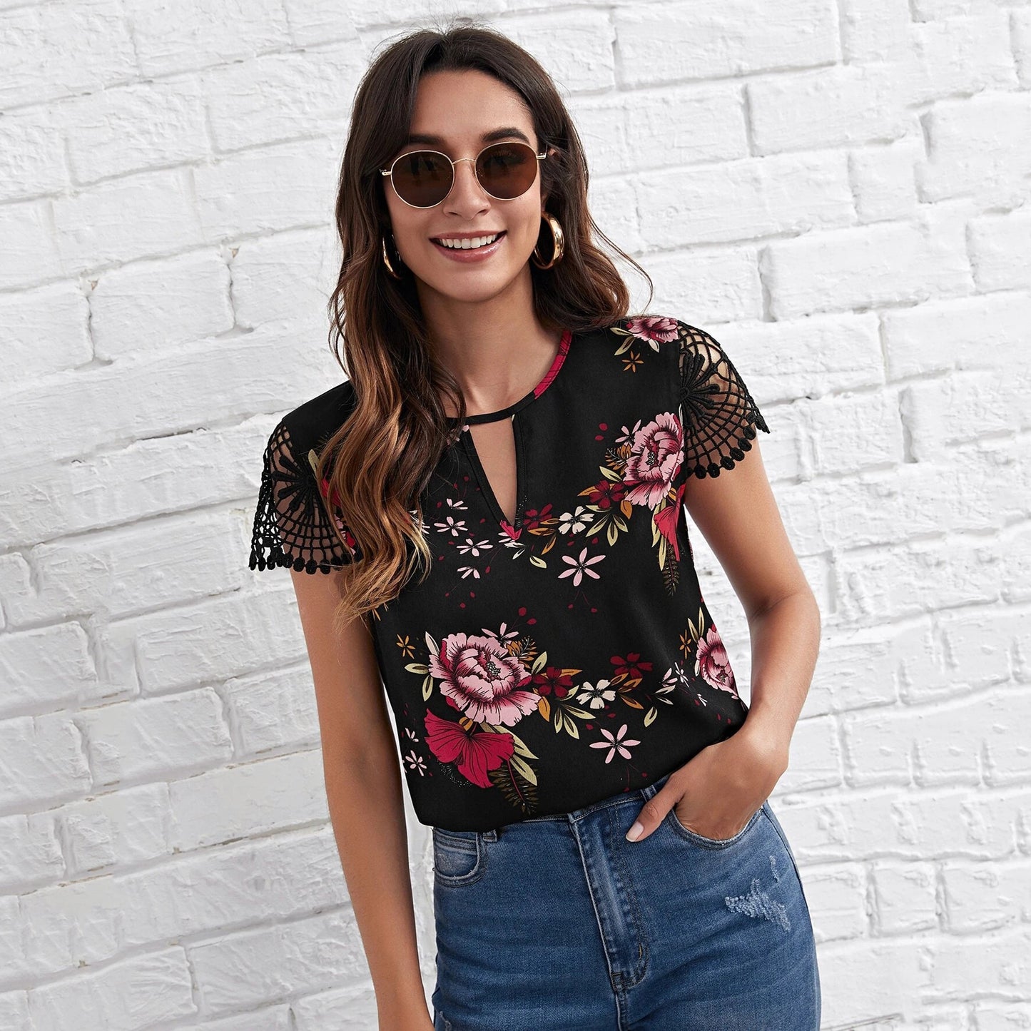 Women's Pullover Round Neck Lace Sleeve Printed Blouses