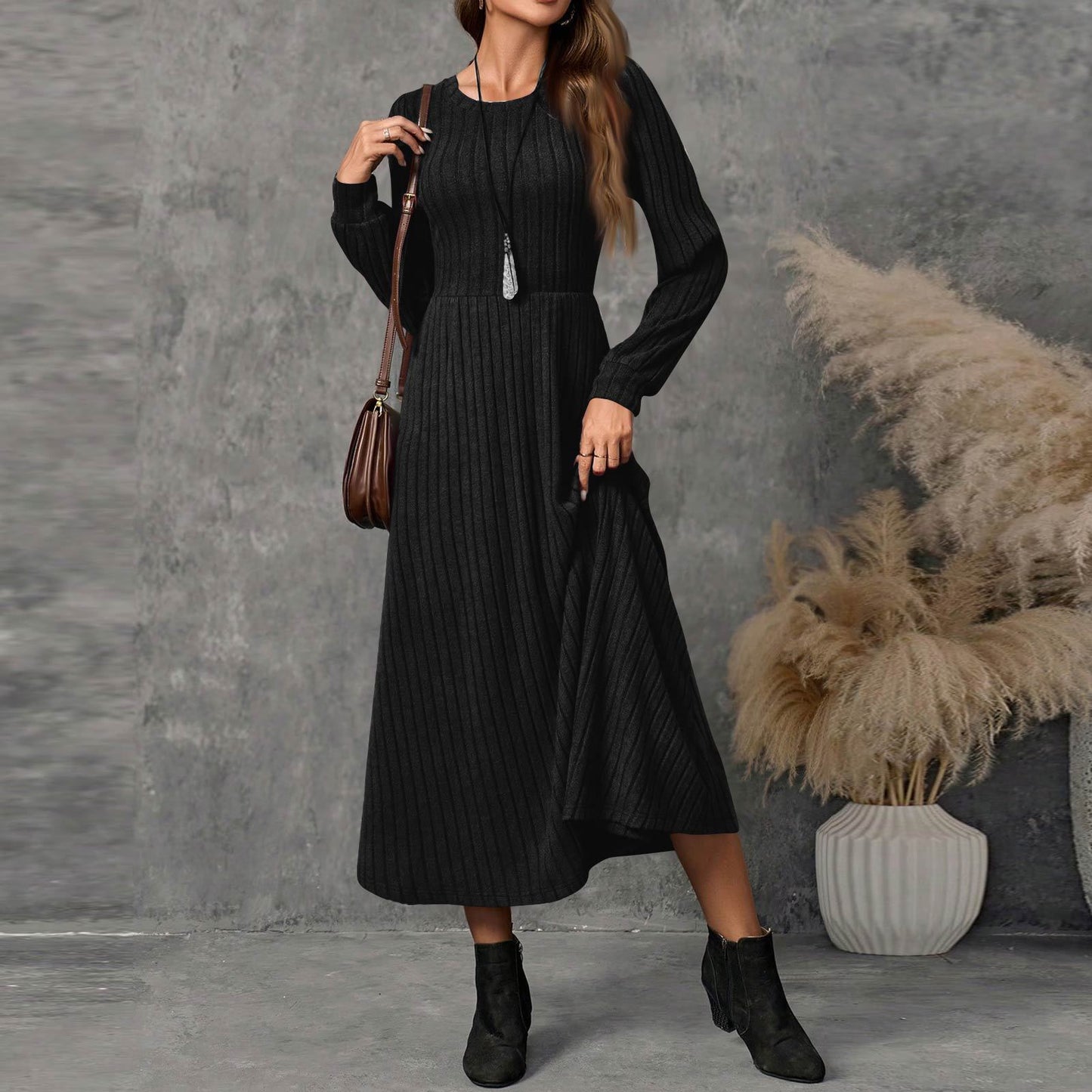 Ladies Fashion Round Neck Long Sleeve Solid Color Casual Sunken Dress