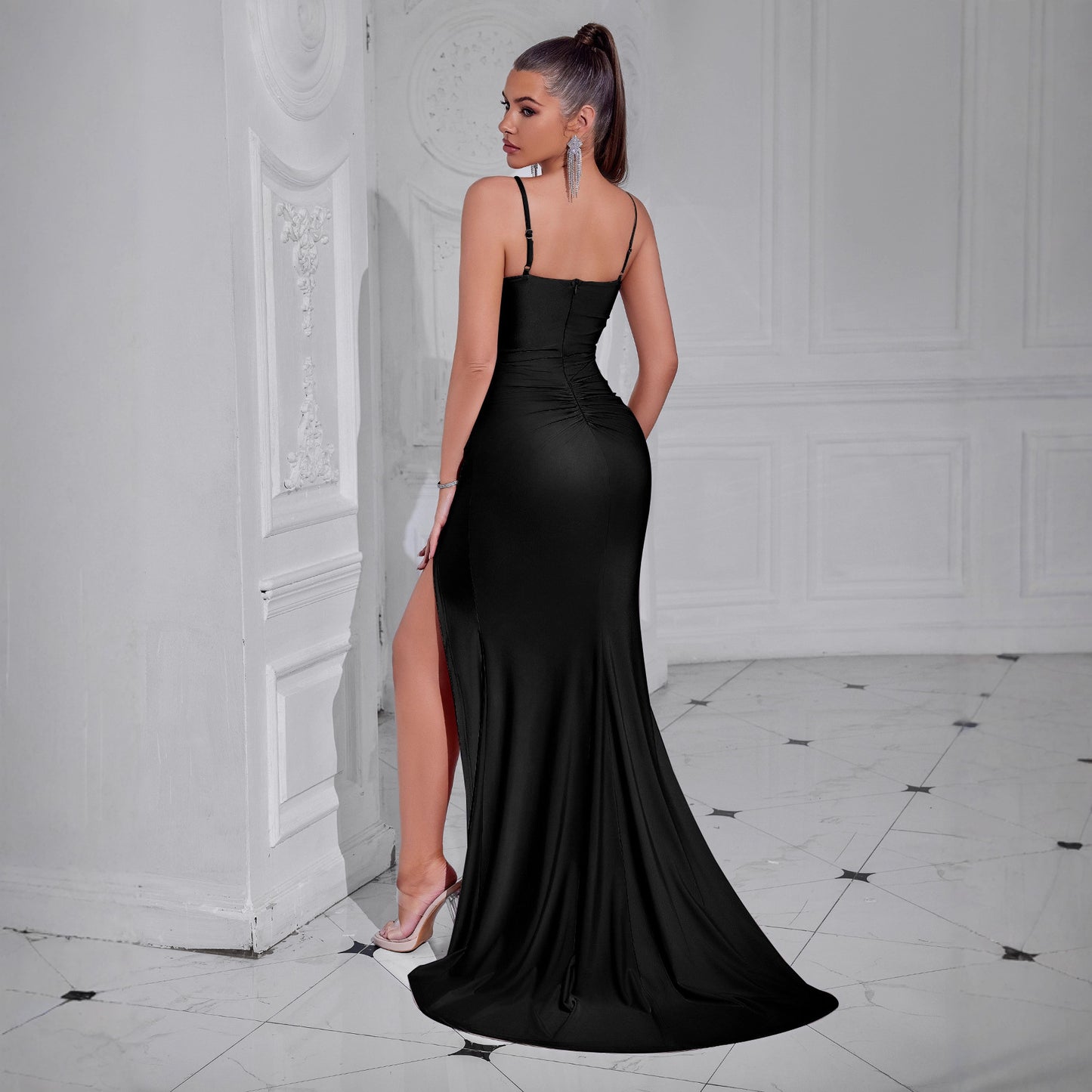 Solid Color High-grade Temperament Slimming Strap Dress