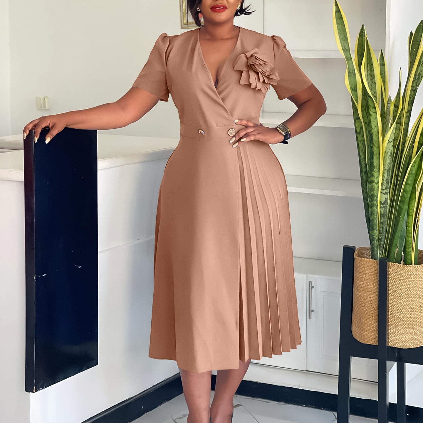 Women's Summer Fashion Sleeve Solid Color Elegant Pleated Dress