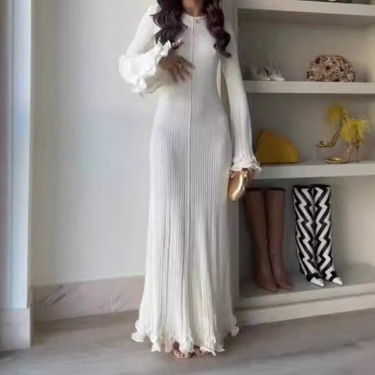 Women's Color Round Neck Long Sleeve Slim Fit Stringy Dresses
