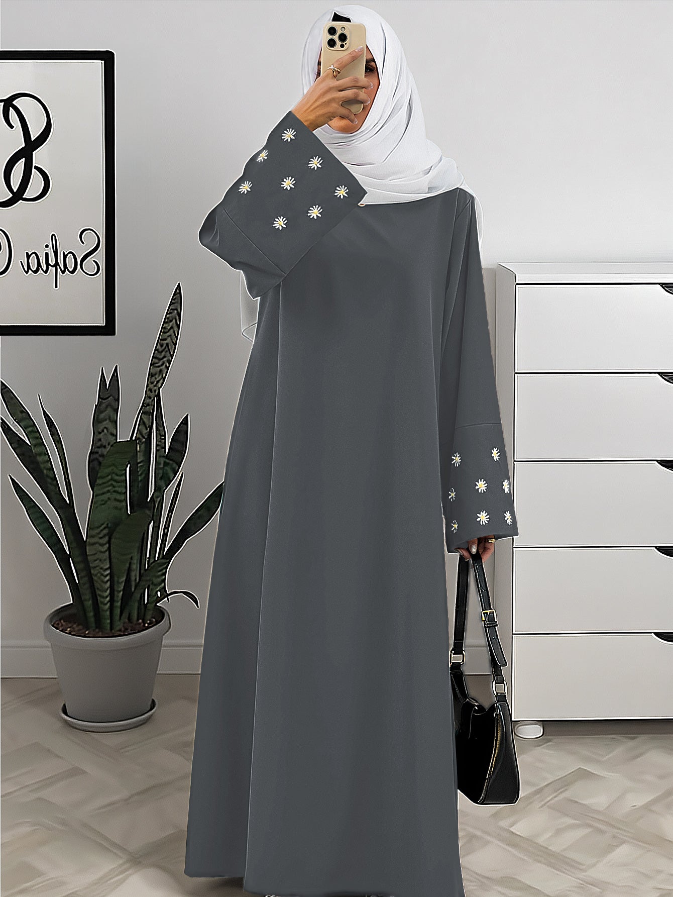 Women's Embroidered Long-sleeved Loose Round Neck Solid Color Temperament Commuting Dress