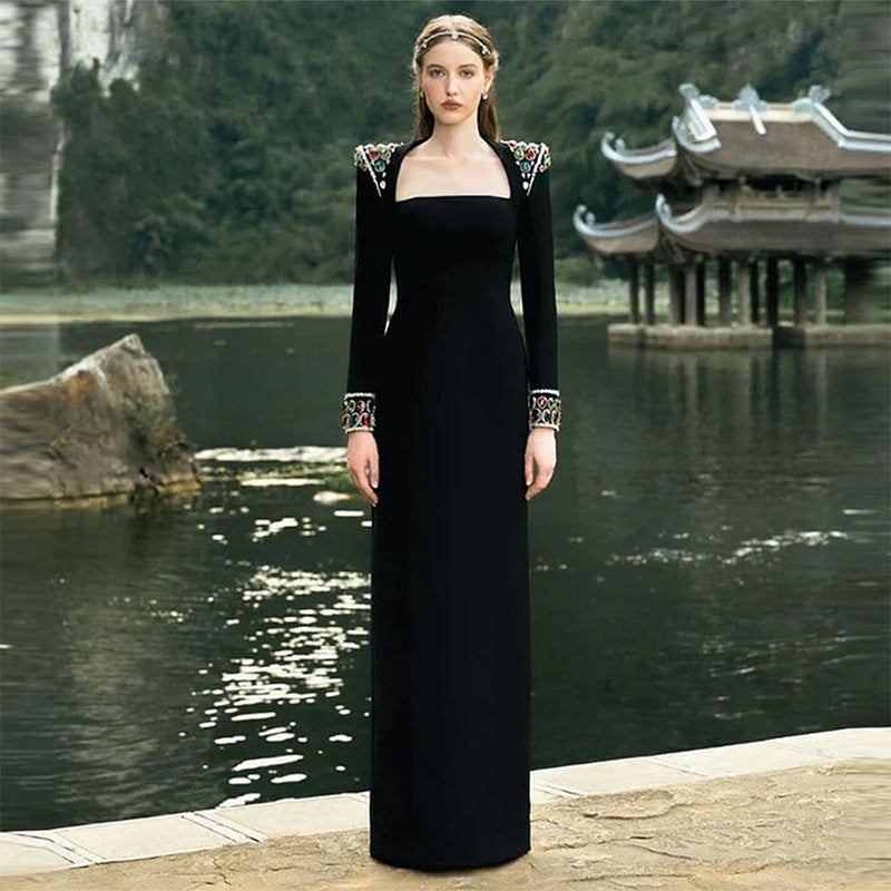 Pretty Elegant Long-sleeved With Diamonds Formal Dress
