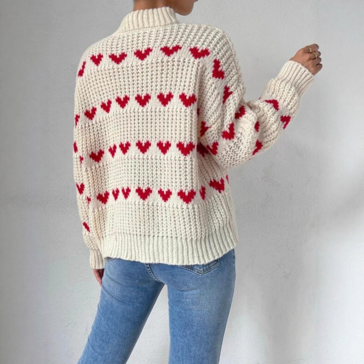 Graceful Women's Loose Love Jacquard Pullover Sweater