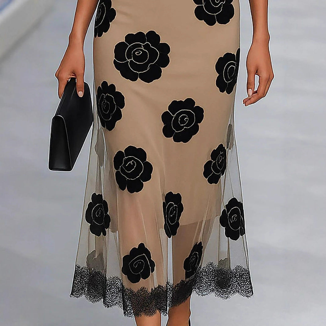 Elegant Graceful Boat Neck Lace Stitching Mesh Dress