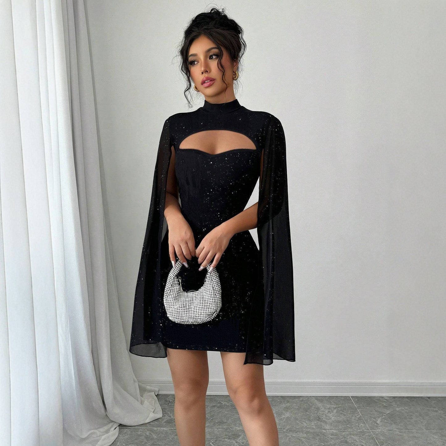 Women's Round Neck Sunken Stripe Pearl Chiffon Dress