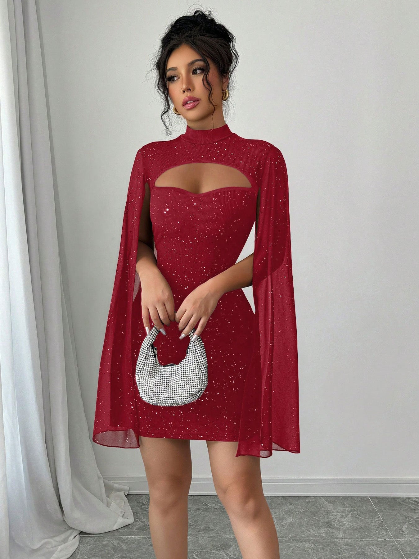 Women's Round Neck Sunken Stripe Pearl Chiffon Dress
