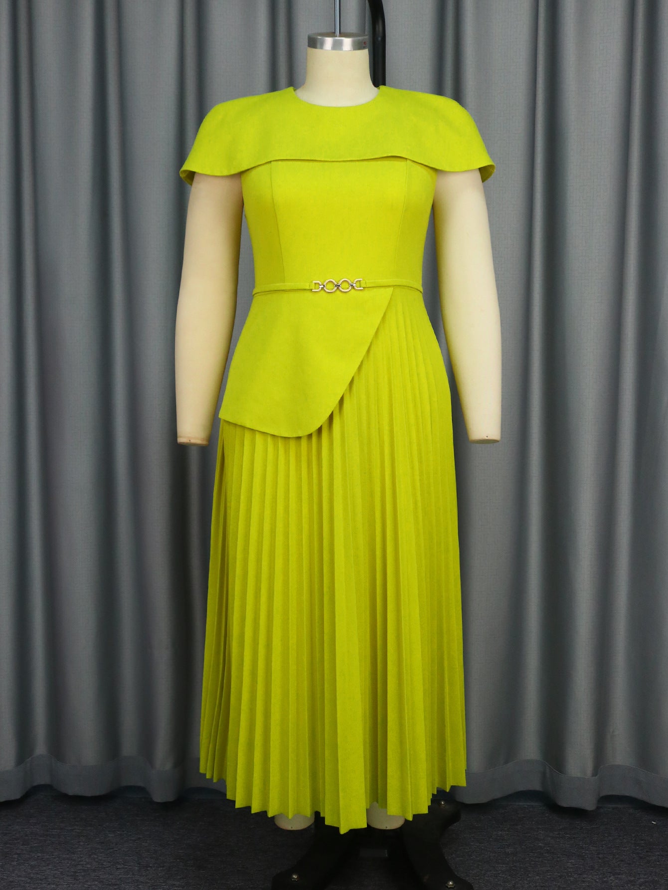 Temperament Cloak Sleeve Dress Banquet Flab Dresses