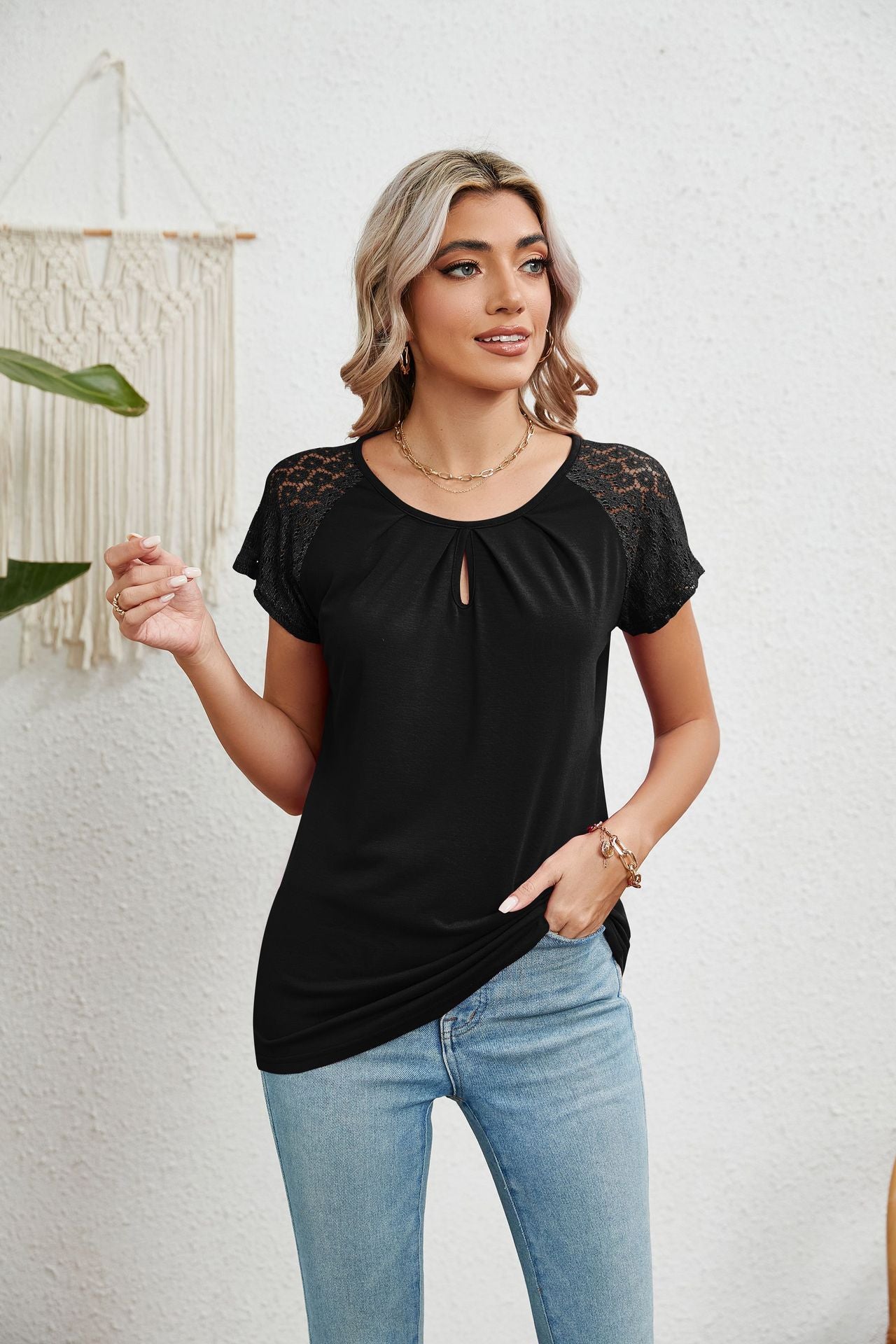 Women's Solid Color Round Neck Lace Patchwork Blouses
