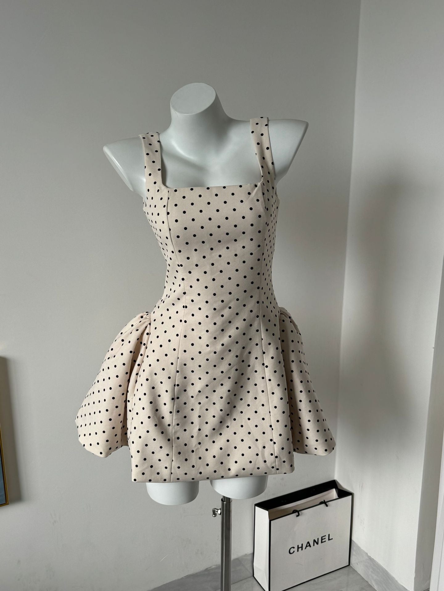 French Polka Dot Dress Fitted Waist Backless Dresses