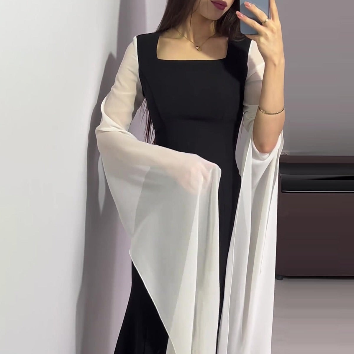 Women's Autumn Batwing Sleeve Hepburn Style Black Dresses